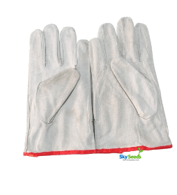 Leather gardening gloves Leather gardening gloves are made from soft, flexible and durable material to provide maximum comfort and protection. These gloves offer excellent grip, breathability and hand safety while gardening, pruning and handling tools. Ideal for long working hours without hand fatigue.